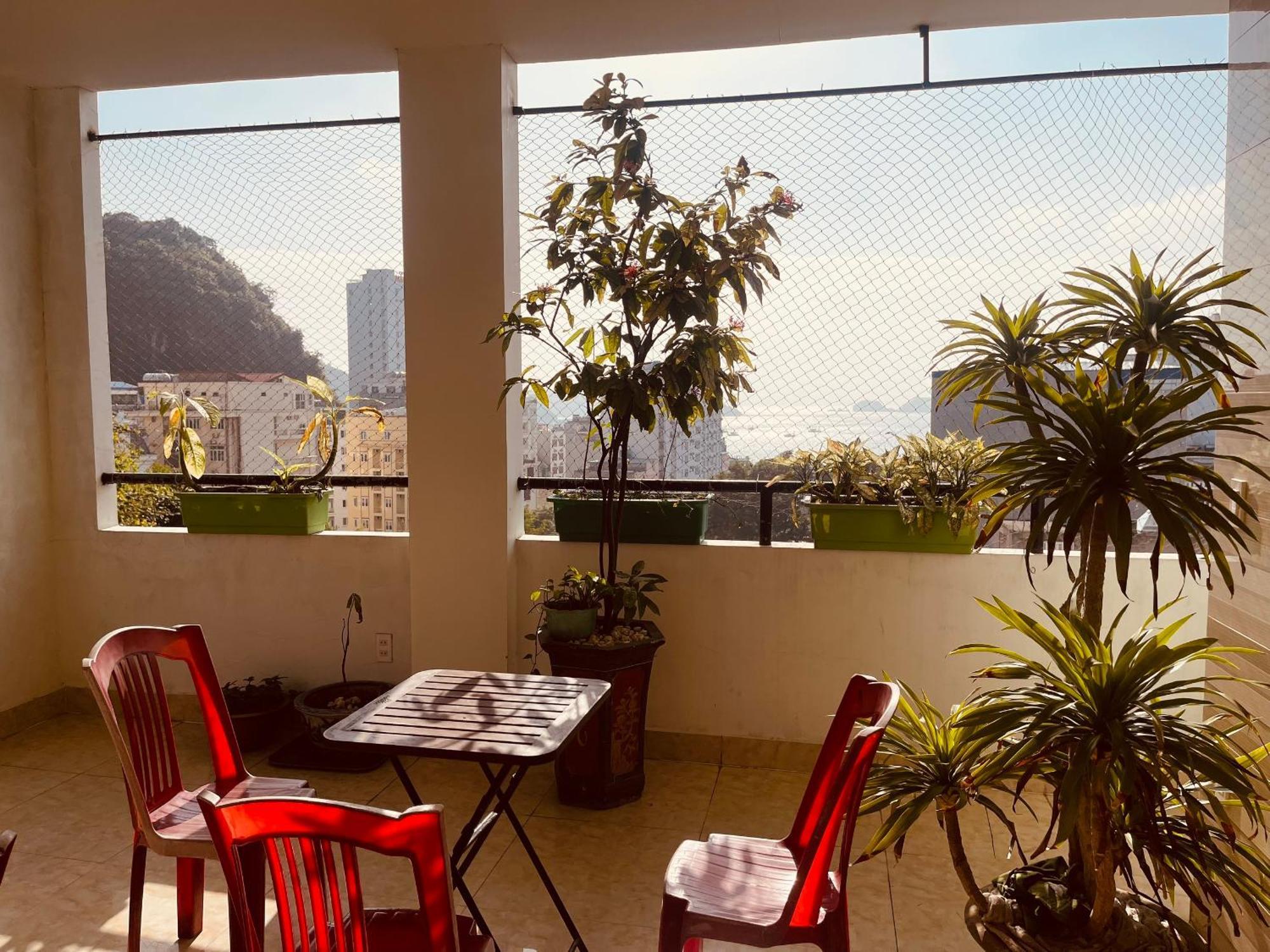 Catba Sky View Hotel Dong Khe Sau Esterno foto